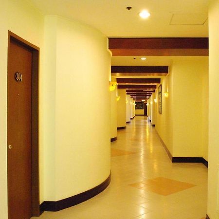 Country Village Hotel Cagayan de Oro Exterior foto