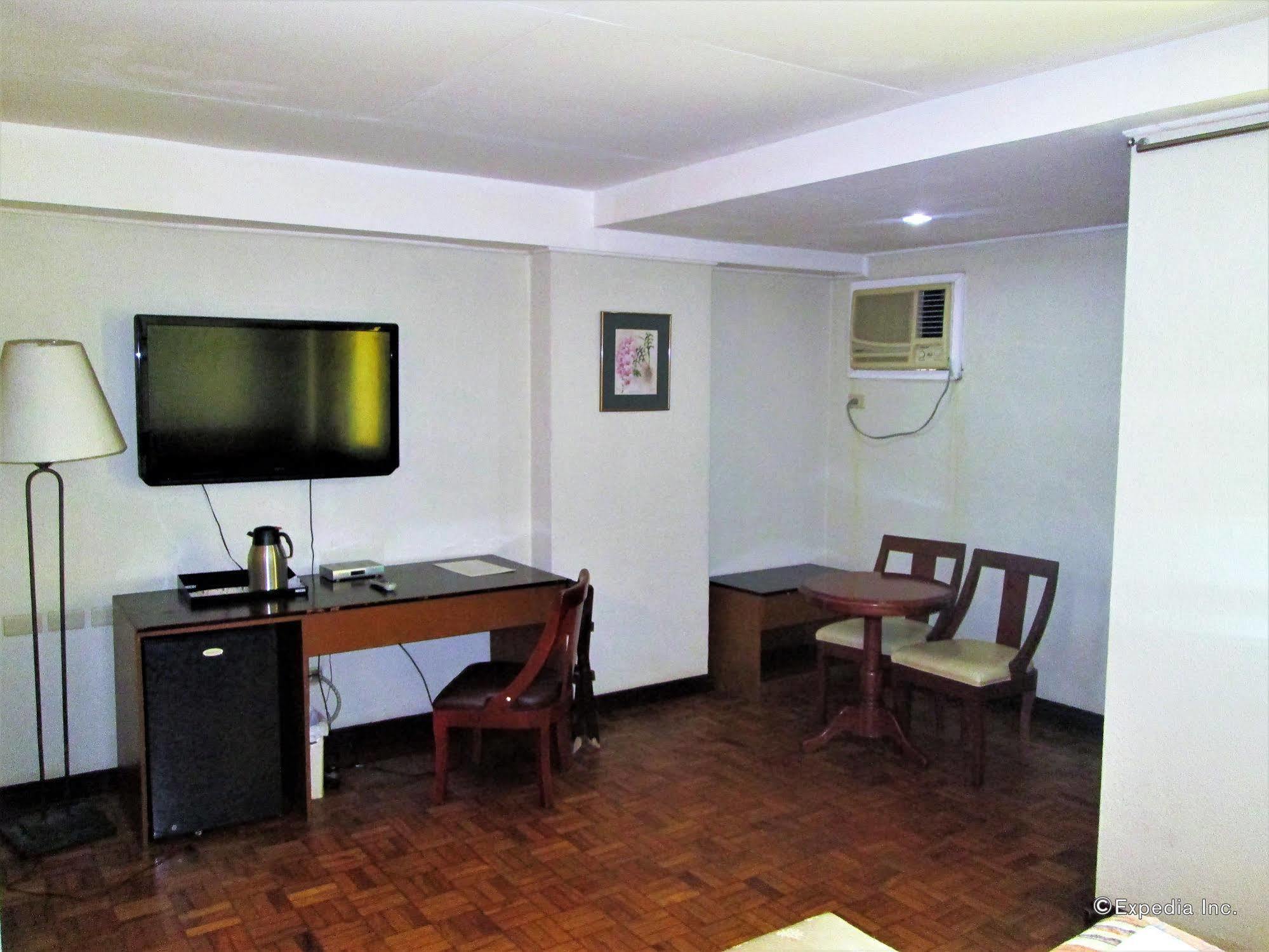 Country Village Hotel Cagayan de Oro Exterior foto